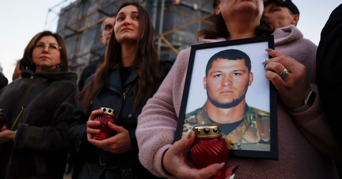 More than 10,000 Ukrainian troops killed in war, official says