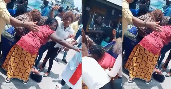 Lady goes into labor while queuing for cash at bank in Port Harcourt (Video)