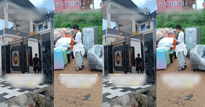 Lagos Residents Hastily Evacuate As Their Mansion Is Due To Be Demolished In The Next 2 hours (VIDEO)