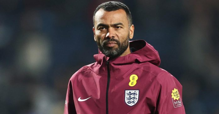 Ashley Cole sends warning to fans over 'great' Chelsea player
